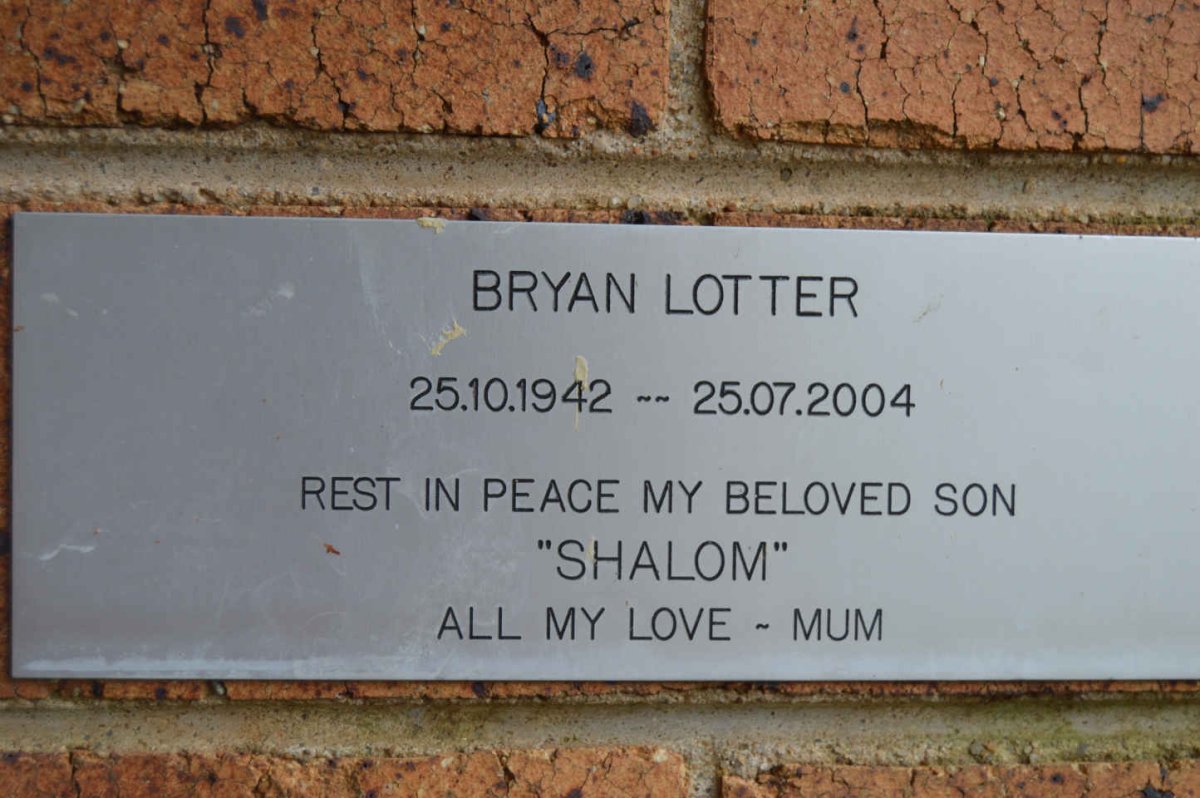 LOTTER Bryan 1942-2004