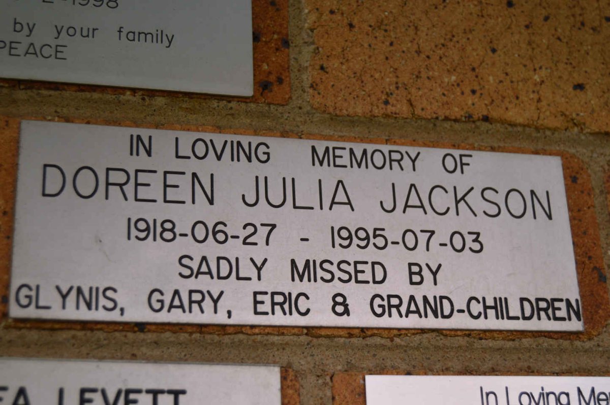 JACKSON Doreen Julia 1918-1995