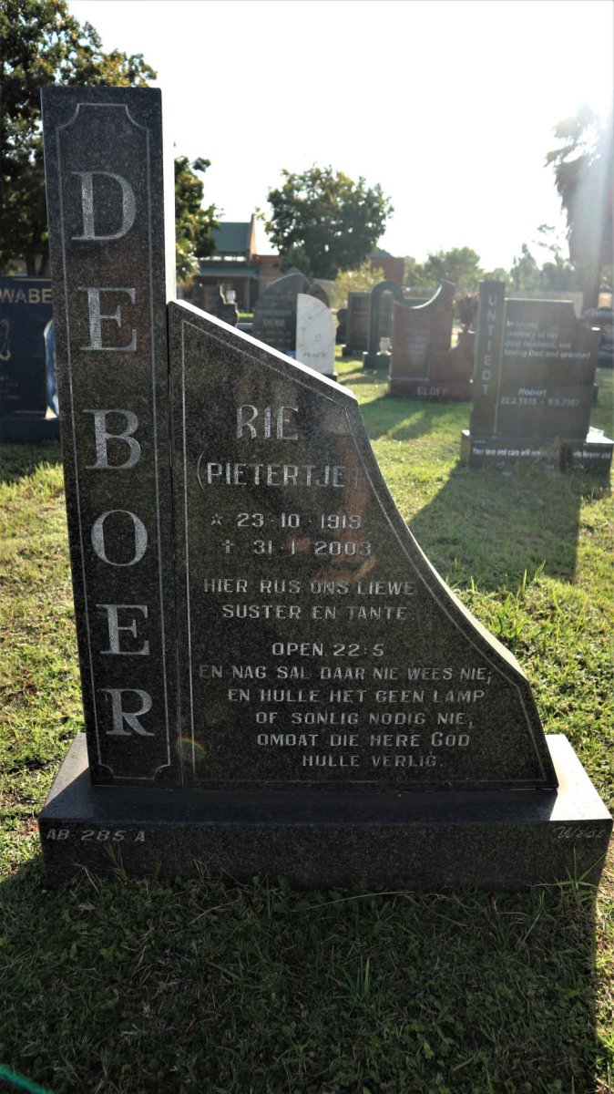 BOER Rie, de 1919-2003