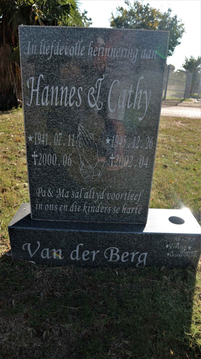 BERG Hannes, van der 1941-2000 &amp; Cathy 1945-2002