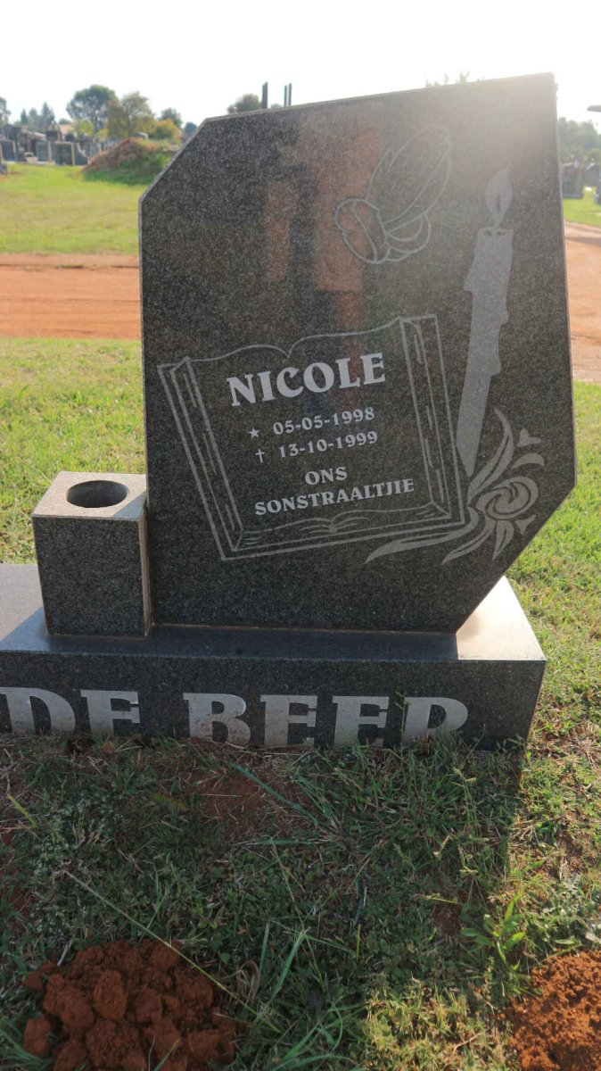 BEER Nicole, de 1998-1999