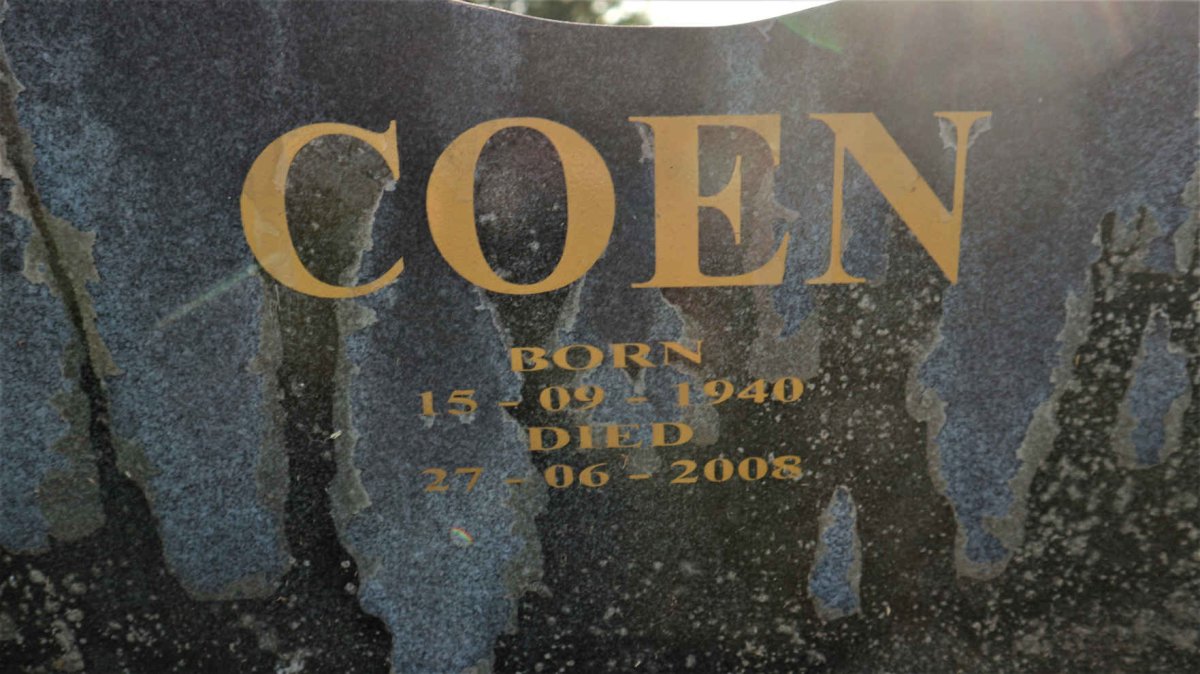 BEZUIDENHOUT Coen 1940-2008