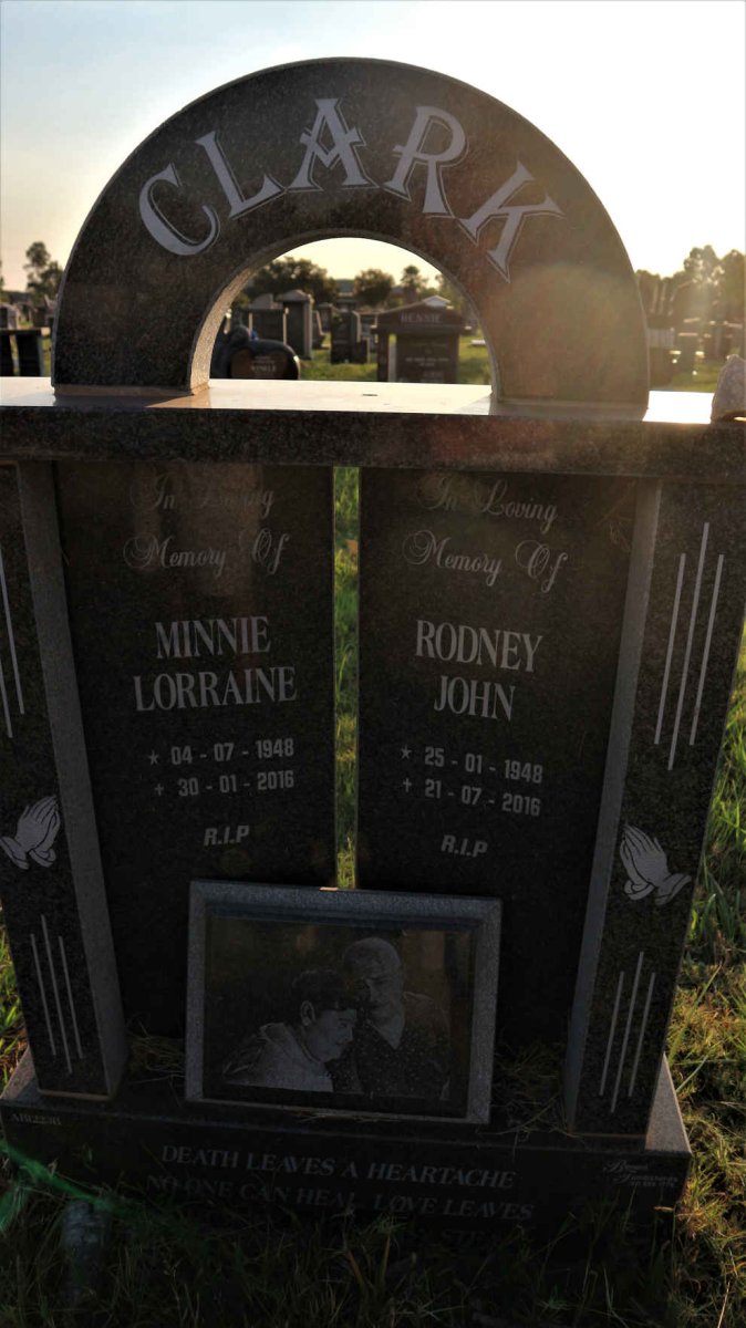 CLARK Rodney John 1948-2016 &amp; Minnie Lorraine 1948-2016