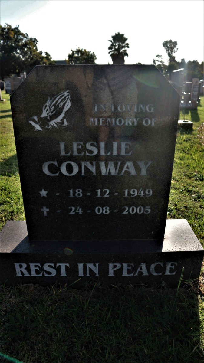 CONWAY Leslie 1949-2005