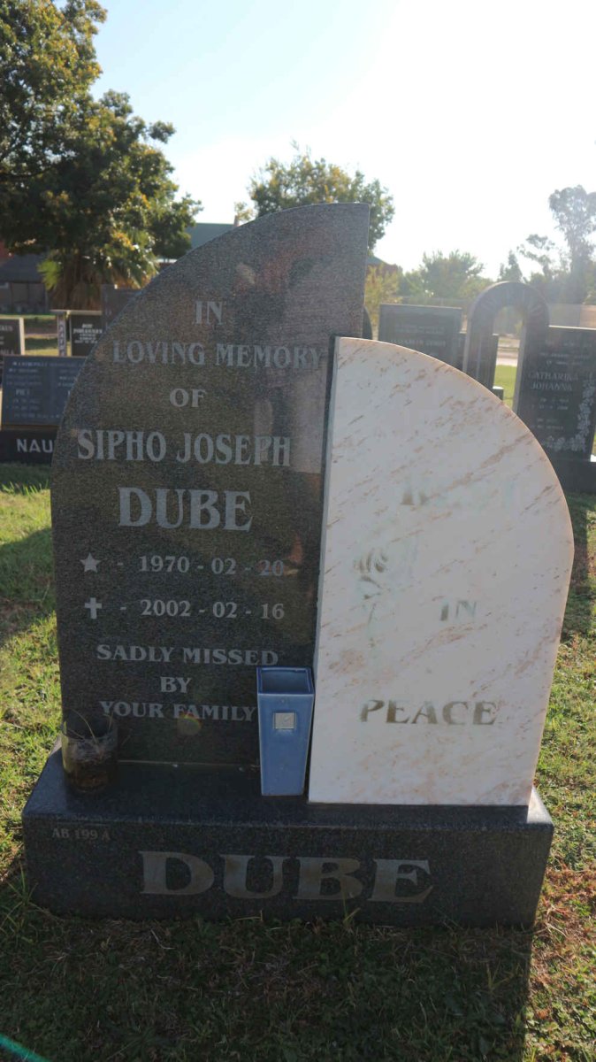 DUBE Sipho Joseph 1970-2002