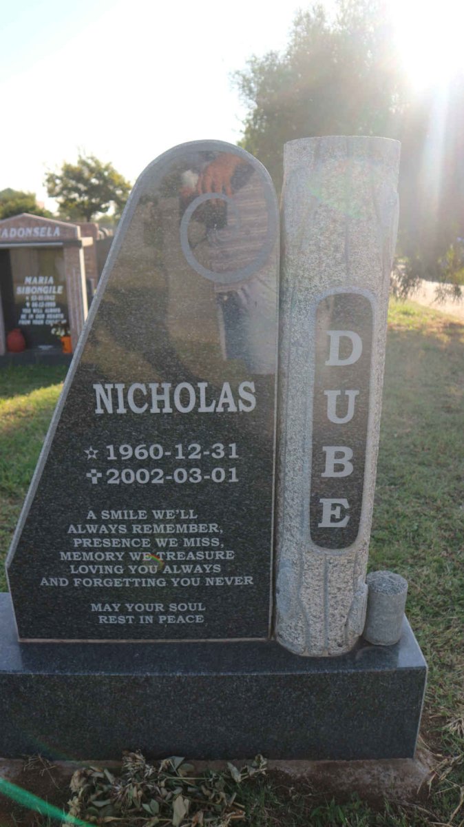 DUBE Nicholas 1960-2002