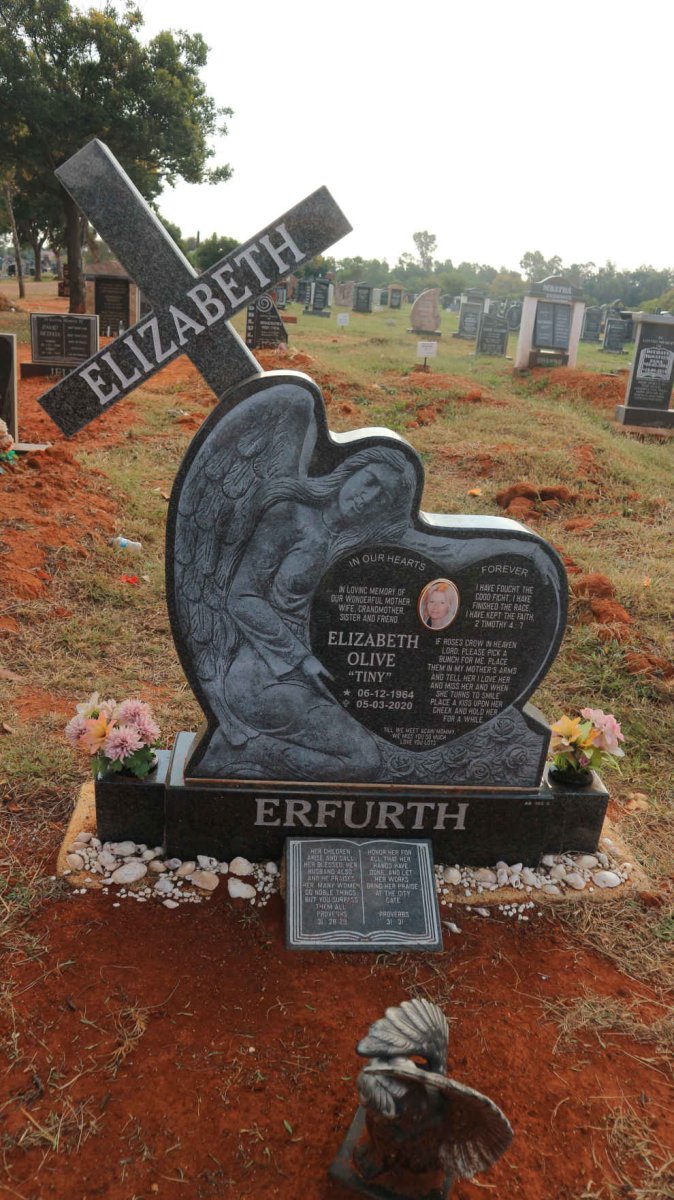 ERFURTH Elizabeth Olive 1964-2020
