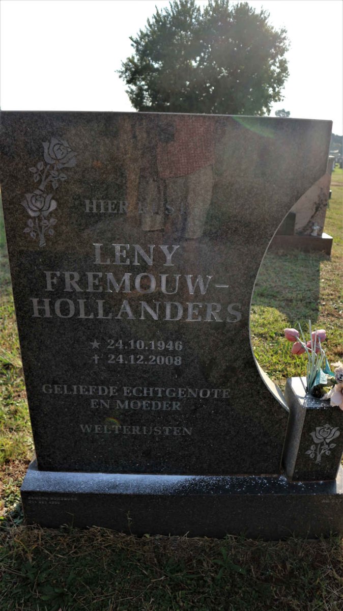 HOLLANDERS Leny, FREMOUW 1946-2008