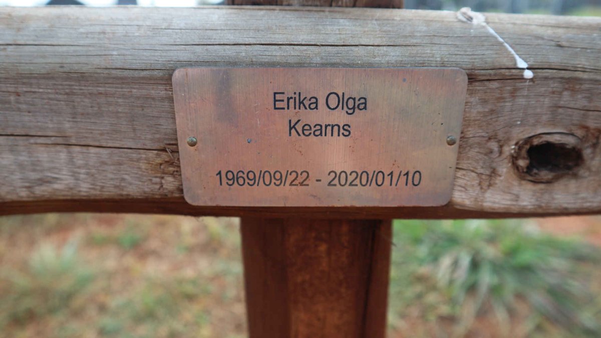 KEARNS Erika Olga 1969-2020