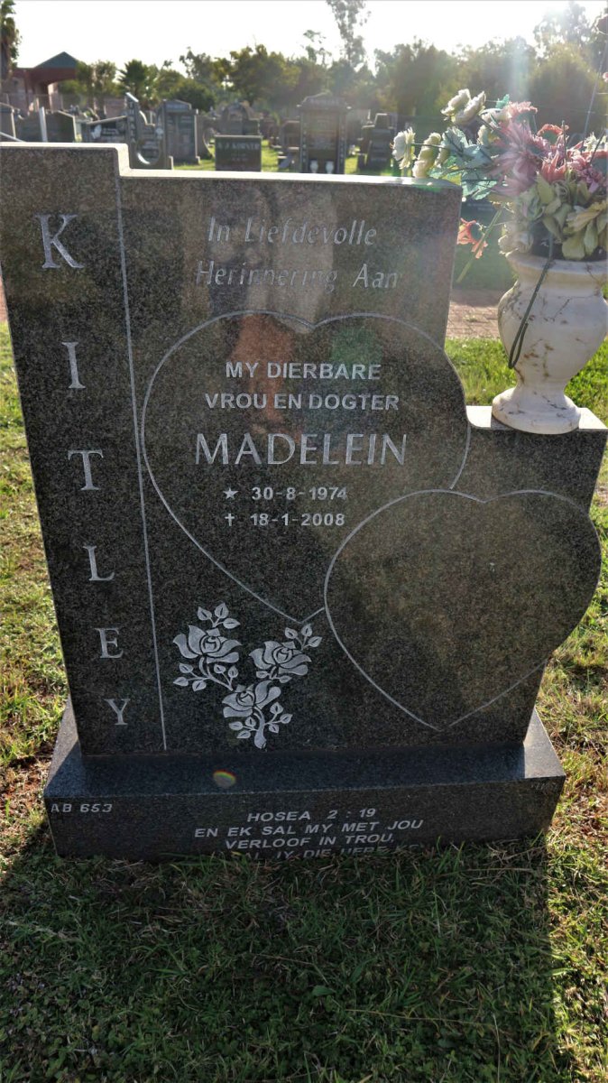KITLEY Madelein 1974-2008
