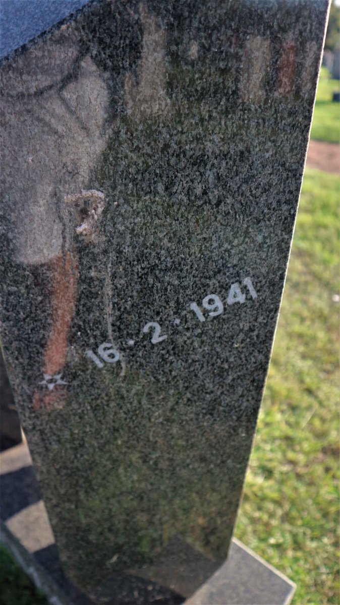 LINDEMANN James Athlone 1932-2006 &amp; Anna Elizabeth 1941-