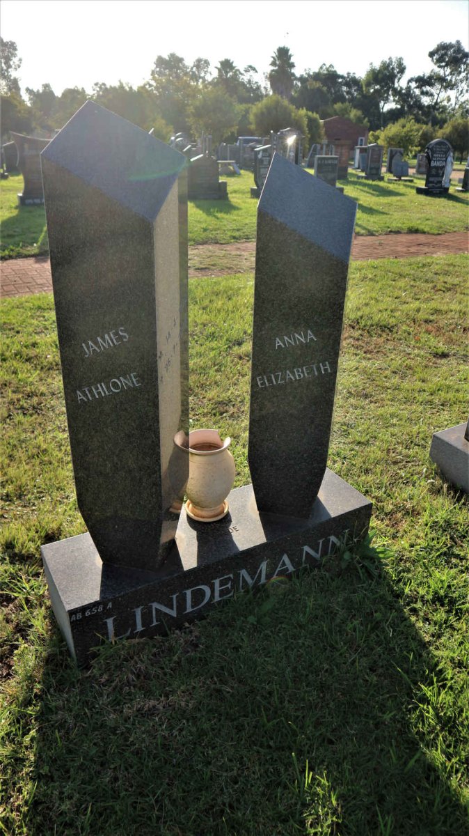 LINDEMANN James Athlone 1932-2006 &amp; Anna Elizabeth 1941-