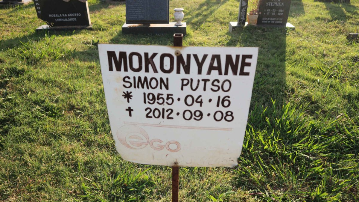 MOKONYANE Simon Putso 1955-2012