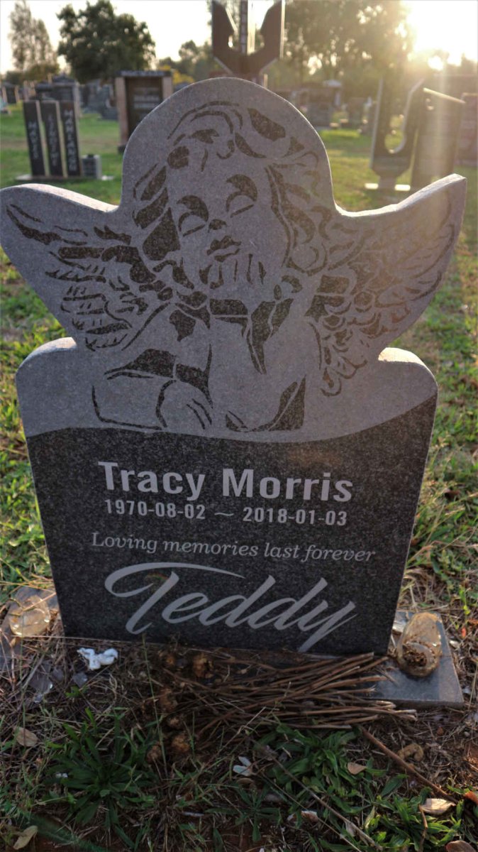 MORRIS Tracy 1970-2018