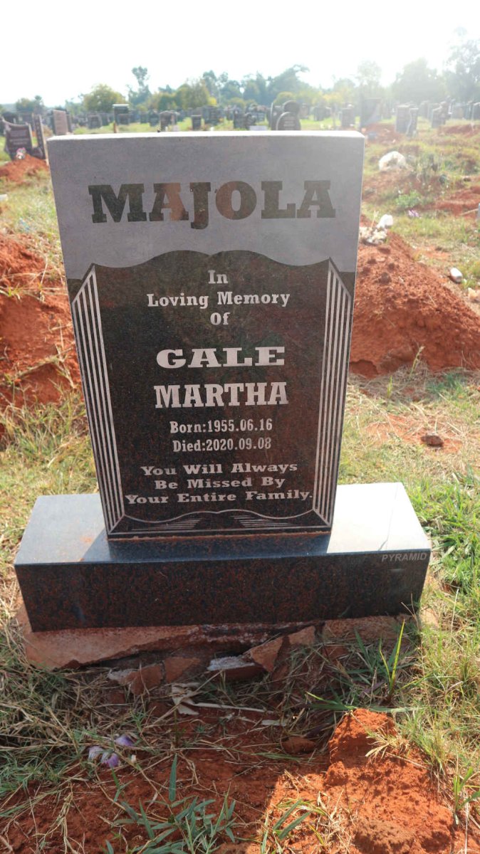 MAJOLA Gale Martha 1955-2020