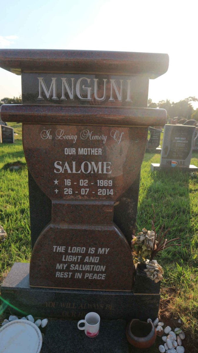 MNGUNI Salome 1969-2014