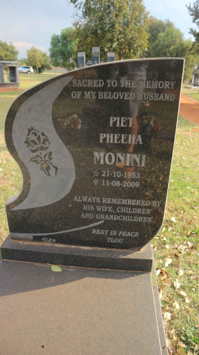 MONINI Piet Pheeha 1953-2009