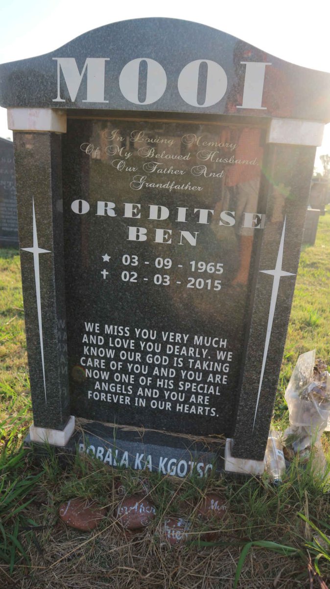 MOOI Oreditse Ben 1965-2015