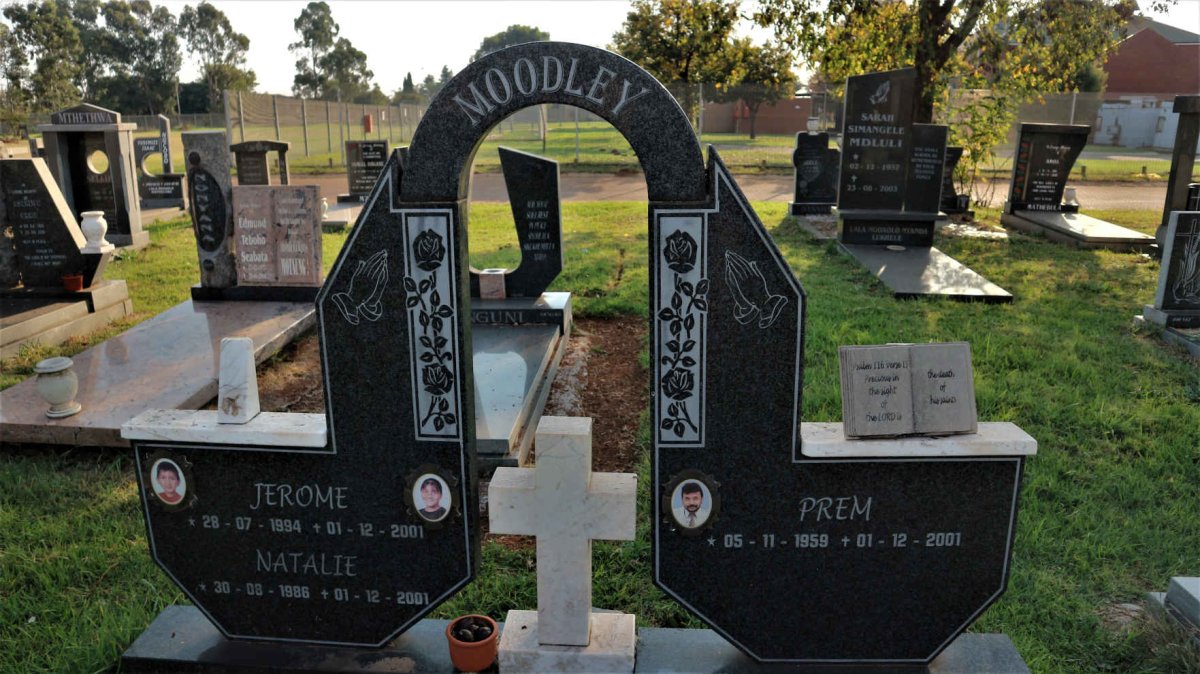 MOODLEY Prem 1959-2001 :: MOODLEY Jerome 1994-2001 :: MOODLEY Natalie 1986-2001