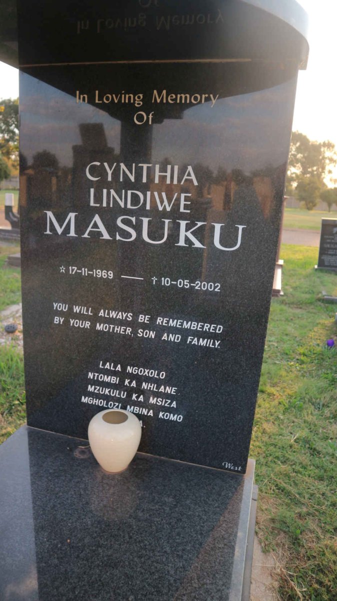 MASUKU Cynthia Lindiwe 1969-2002