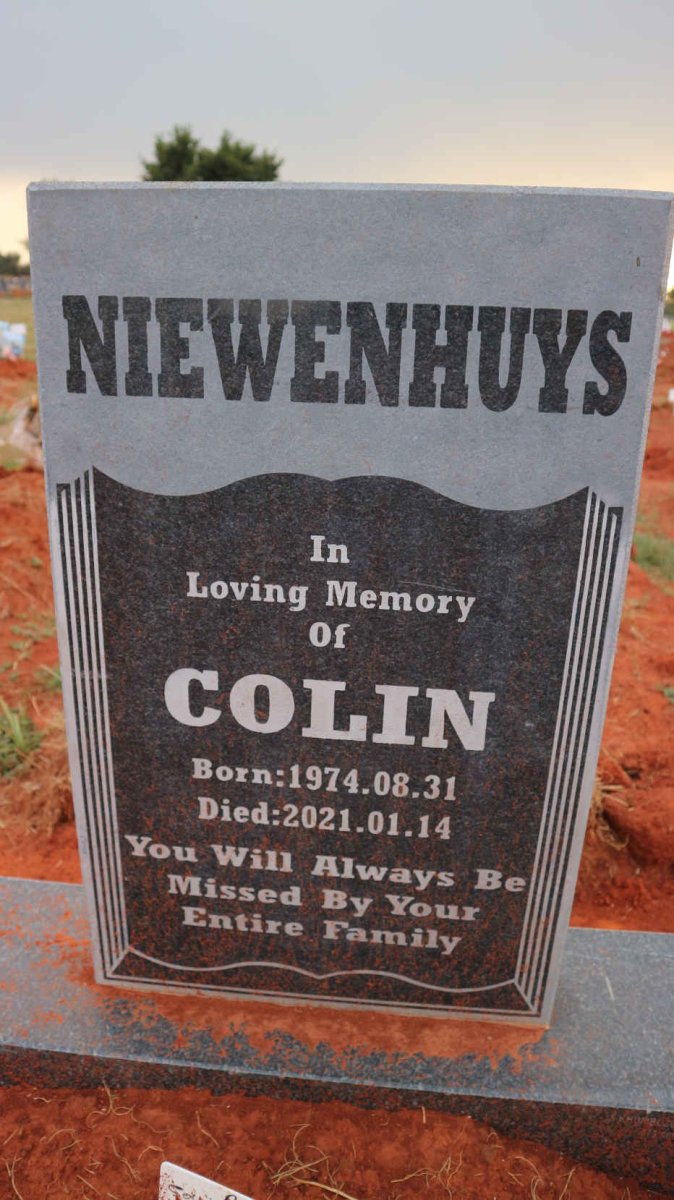 NIEWENHUYS Colin 1974-2021
