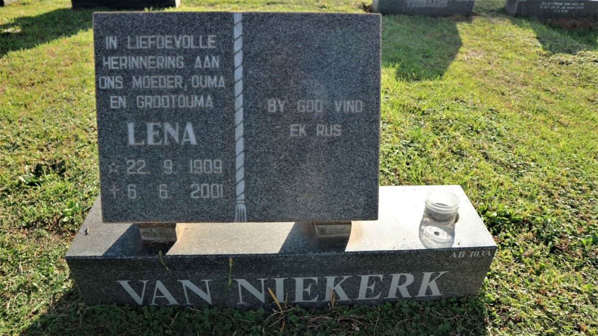 NIEKERK Lena, van 1909-2001