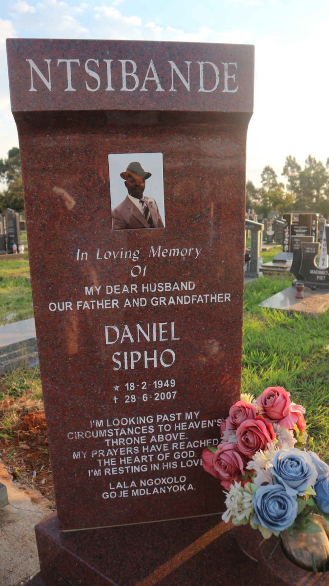 NTSIBANDE Daniel Sipho 1949-2007