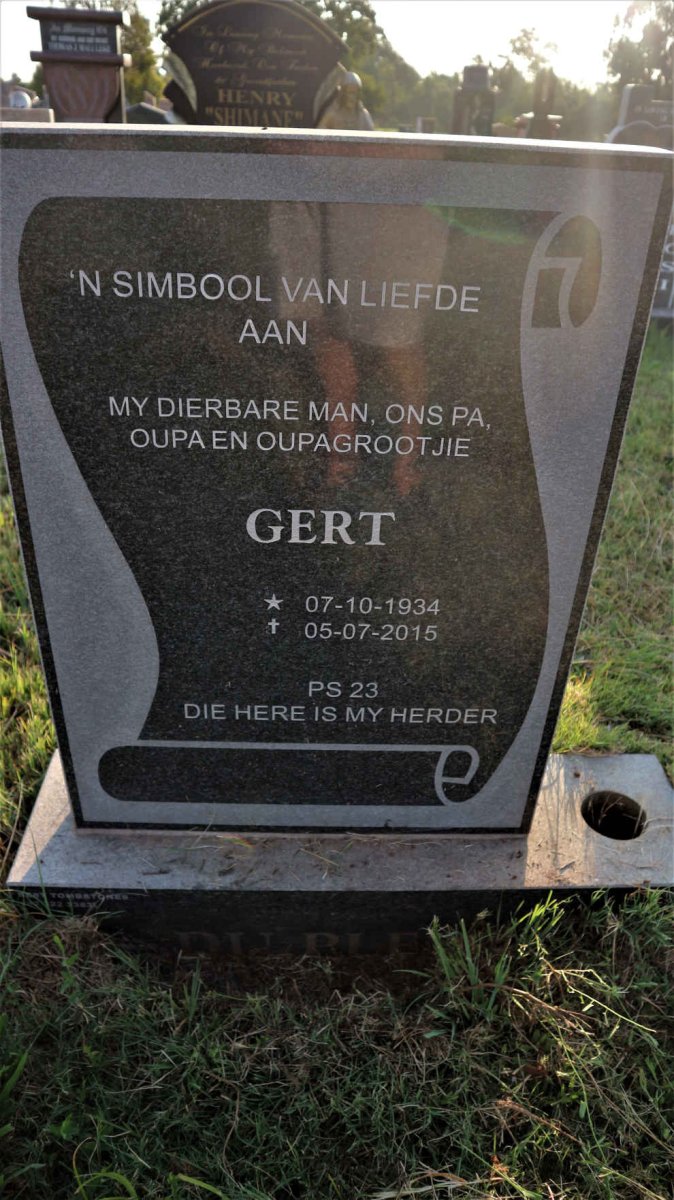 PLESSIS Gert, du 1934-2015
