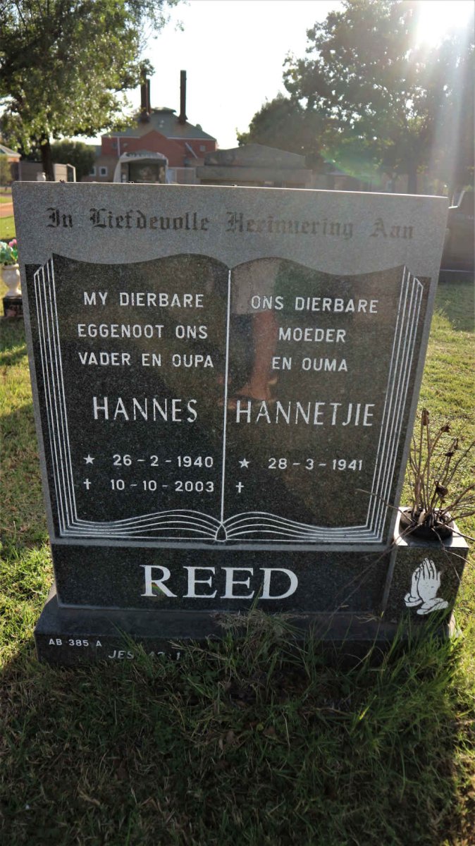 REED Hannes 1940-2003 &amp; Hannetjie 1941-