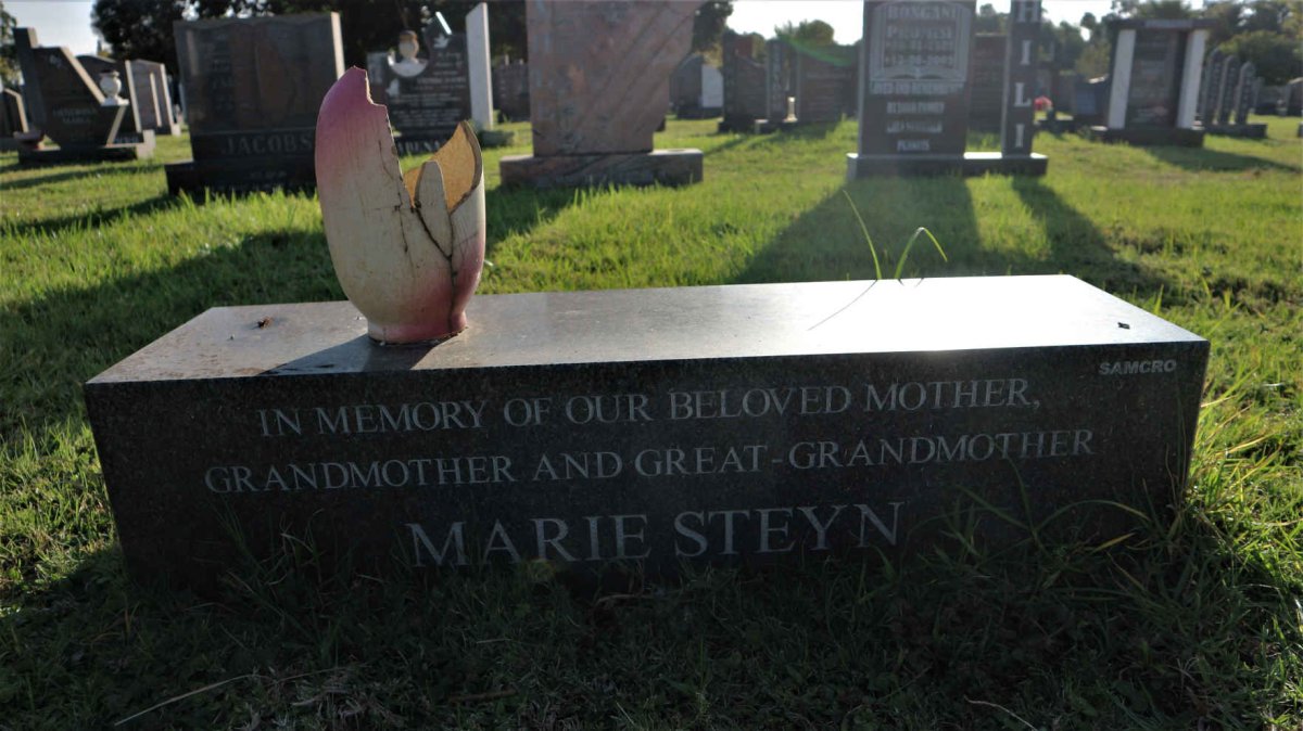 STEYN Marie