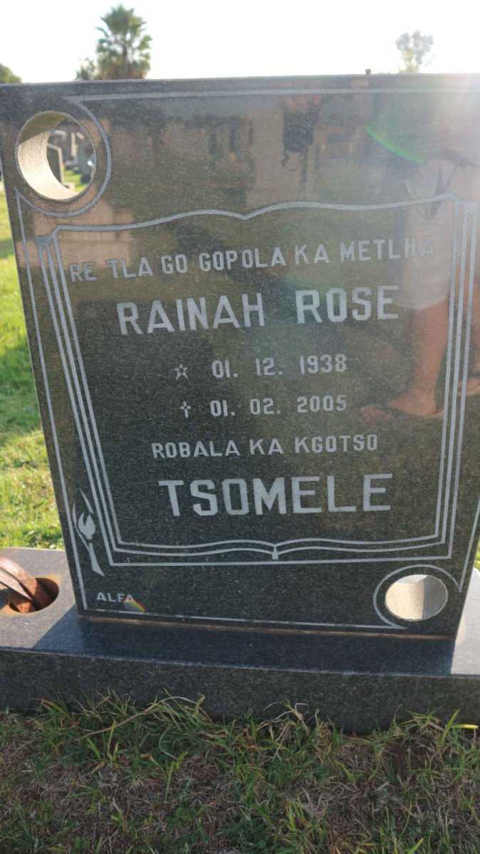 TSOMELE Rainah Rose 1938-2005
