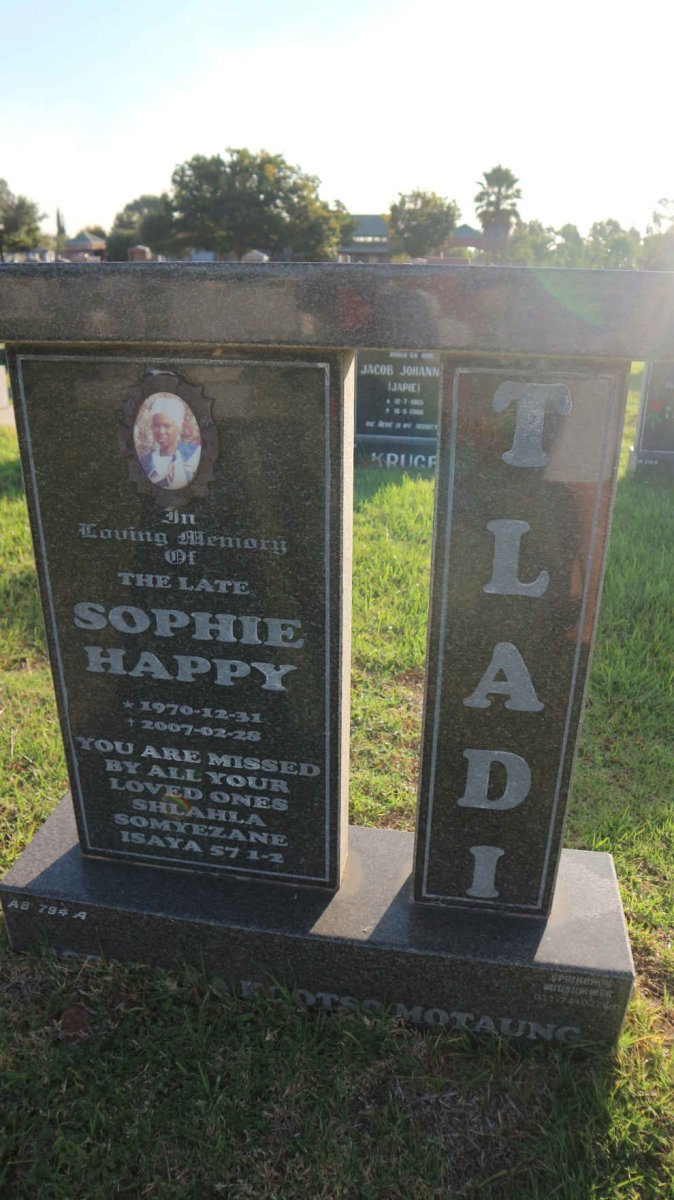 TLADI Sophie Happy 1970-2007