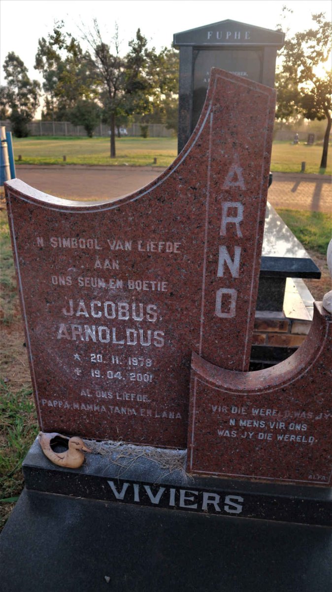 VIVIERS Jacobus Arnoldus 1978-2001