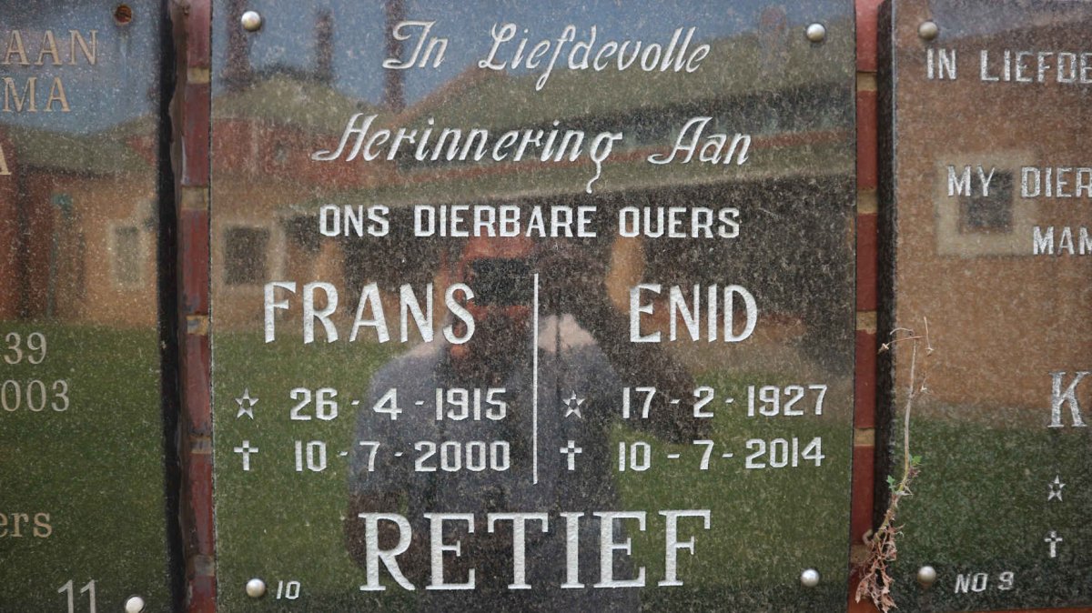 RETIEF Frans 1915-2000 &amp; Enid 1927-2014