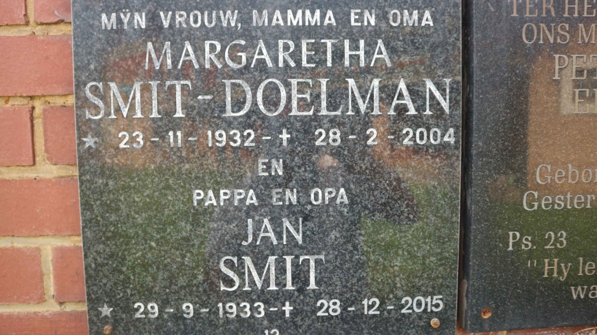 SMIT Jan 1933-2015 &amp; Margaretha DOELMAN 1932-2004