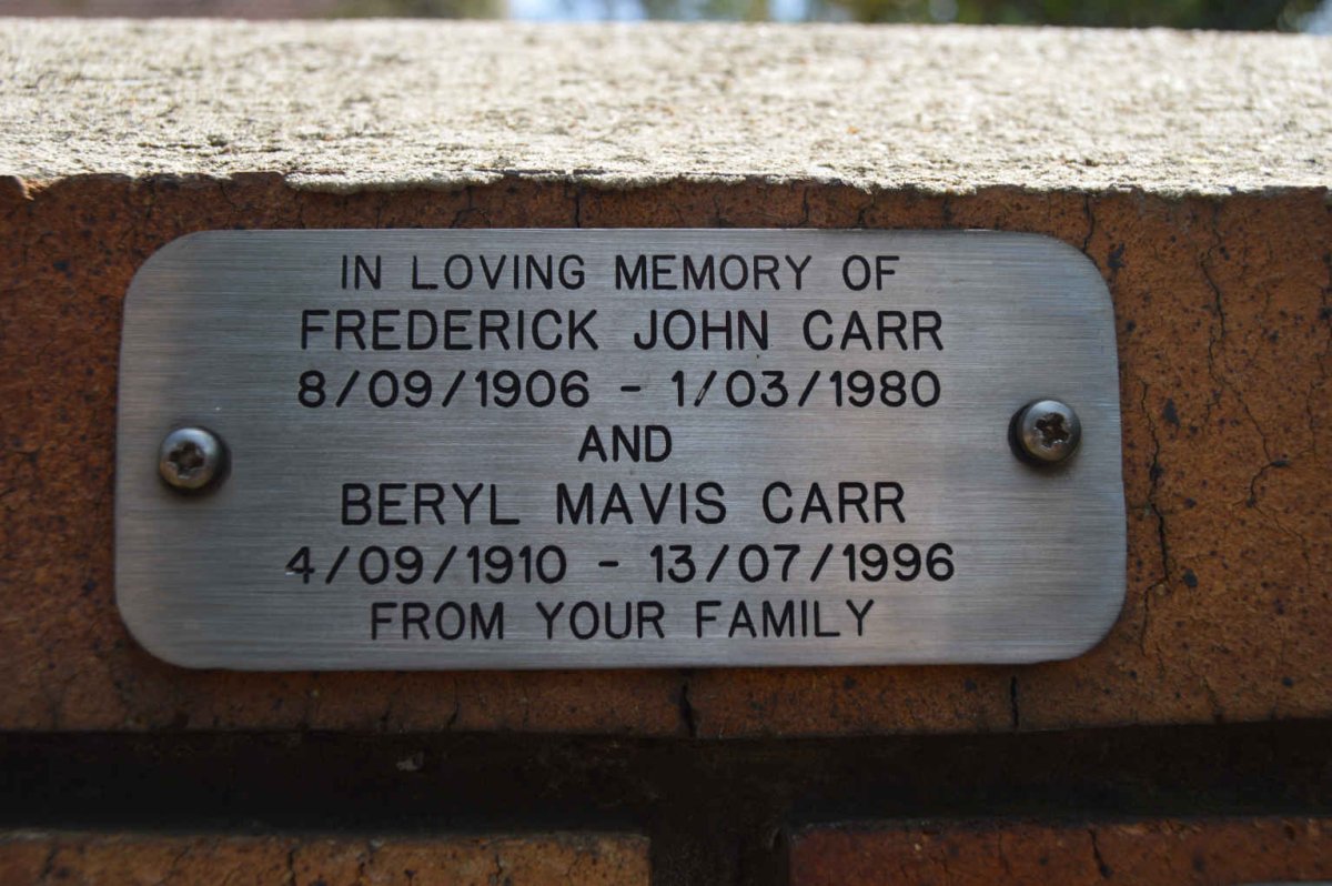 CARR Frederick John 1906-1980 &amp; Beryl Mavis 1910-1996