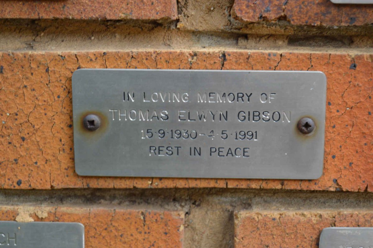 GIBSON Thomas Elwyn 1930-1991