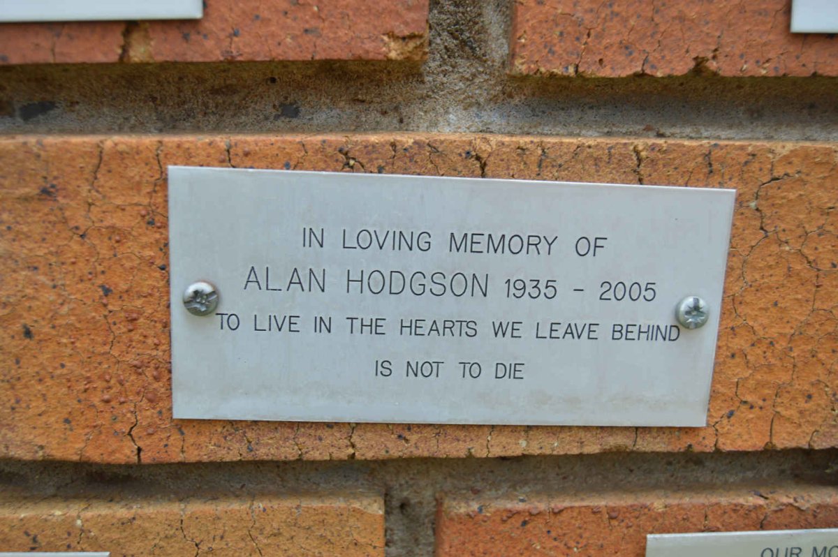 HODGSON Alan 1935-2005