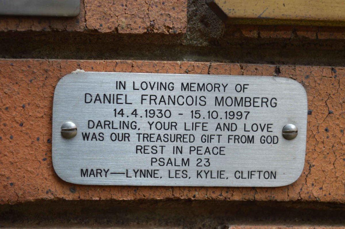 MOMBERG Daniel Francois 1930-1997