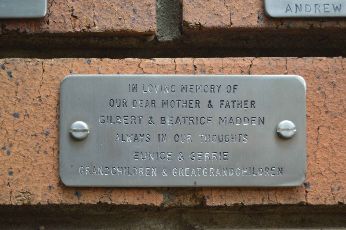 MADDEN Gilbert &amp; Beatrice