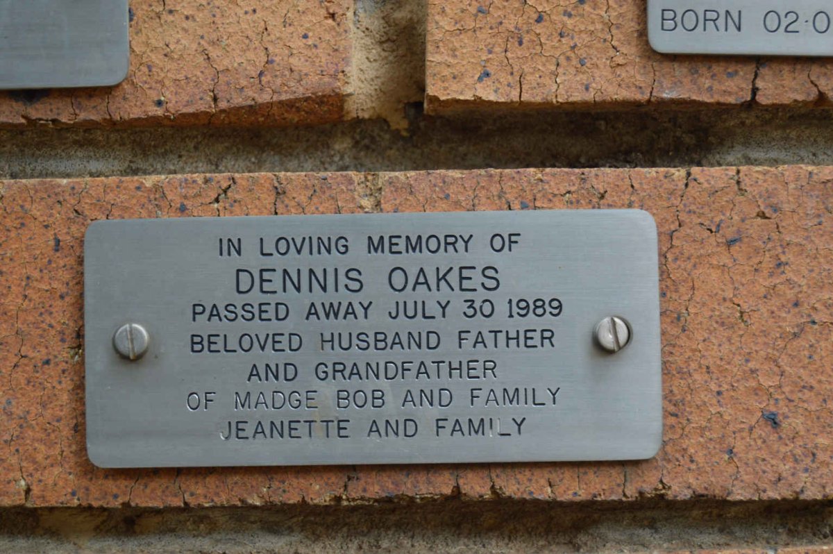 OAKES Dennis -1989