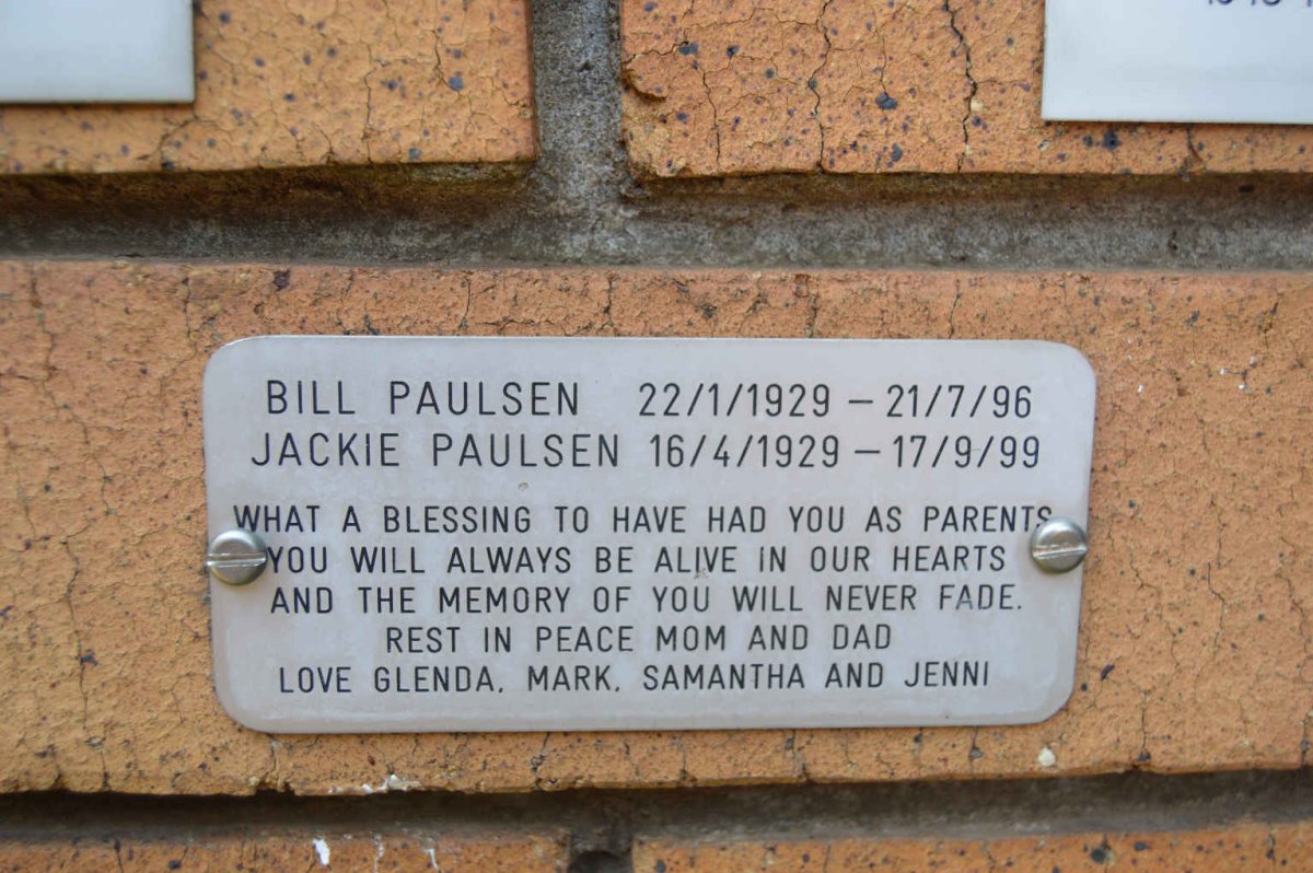 PAULSEN Bill 1929-1996 &amp; Jackie 1929-1999