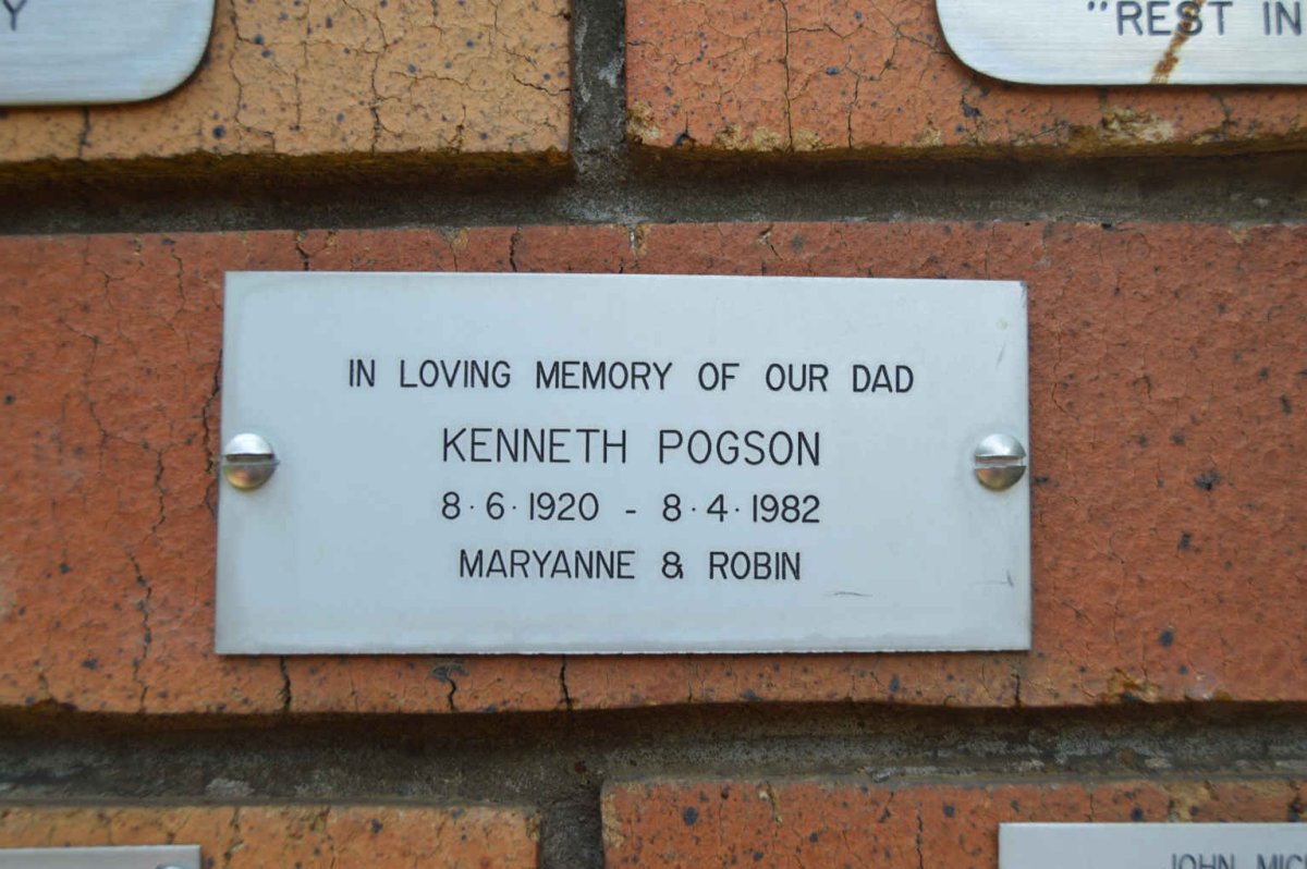 POGSON Kenneth 1920-1982