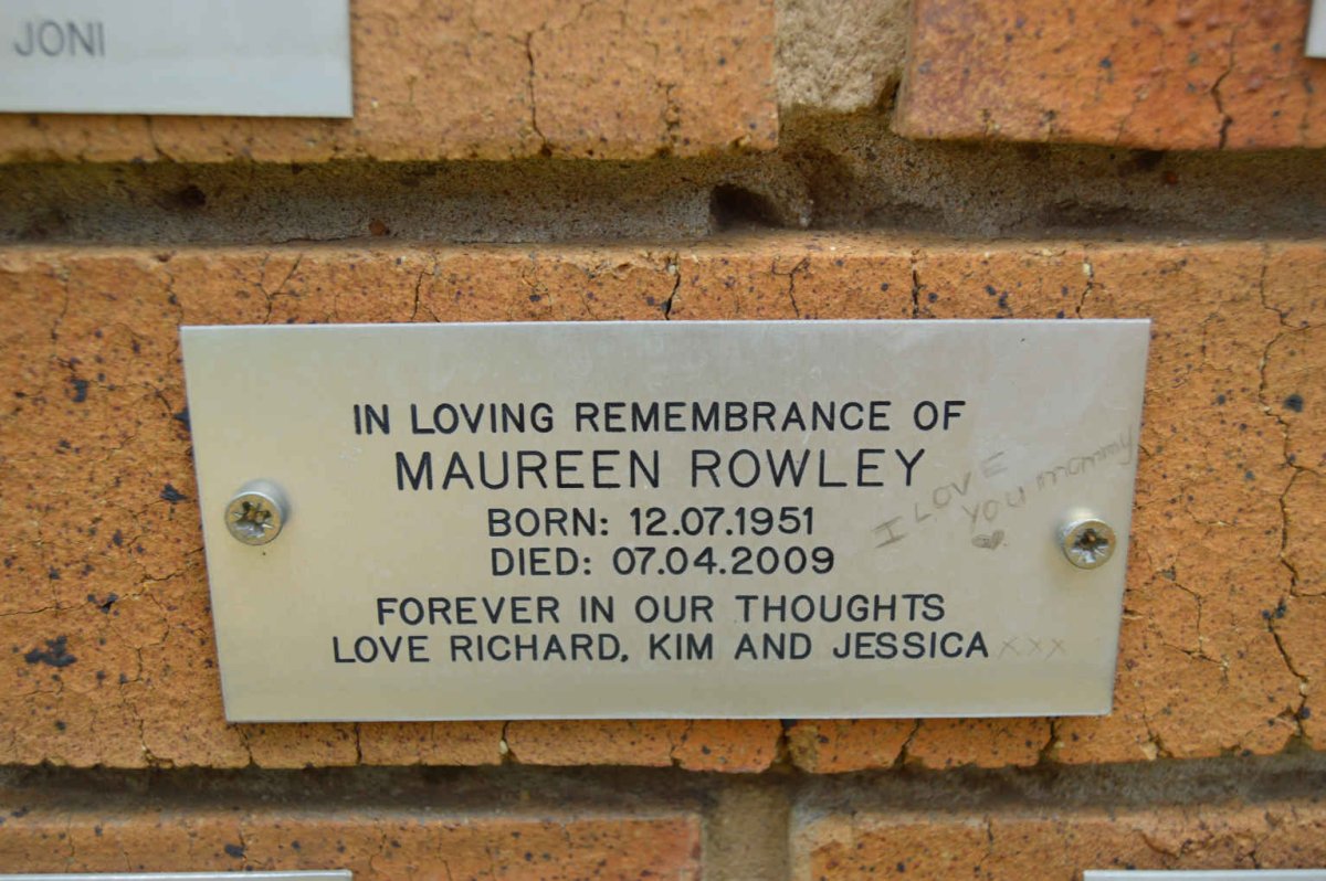ROWLEY Maureen 1951-2009