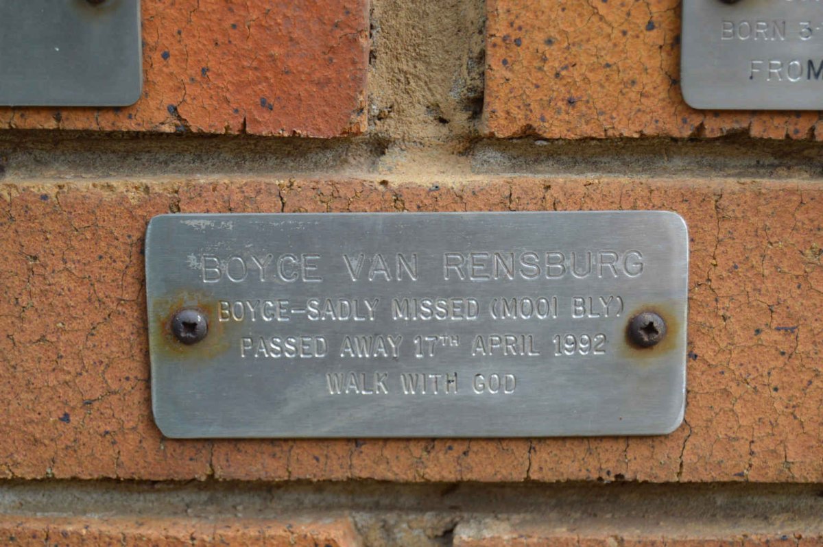 RENSBURG Boyce, van -1992