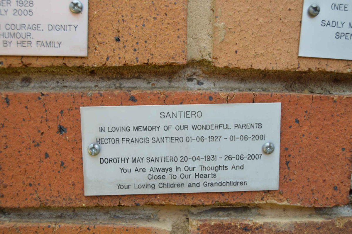 SANTIERO Hector Francis 1927-2001 &amp; Dorothy May 1931-2007
