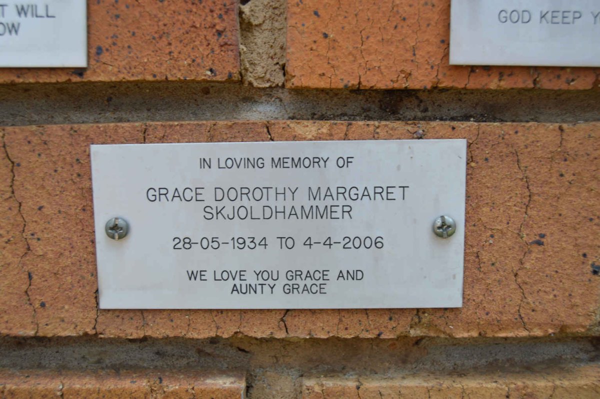 SKJOLDHAMMER Grace Dorothy Margaret 1934-2006
