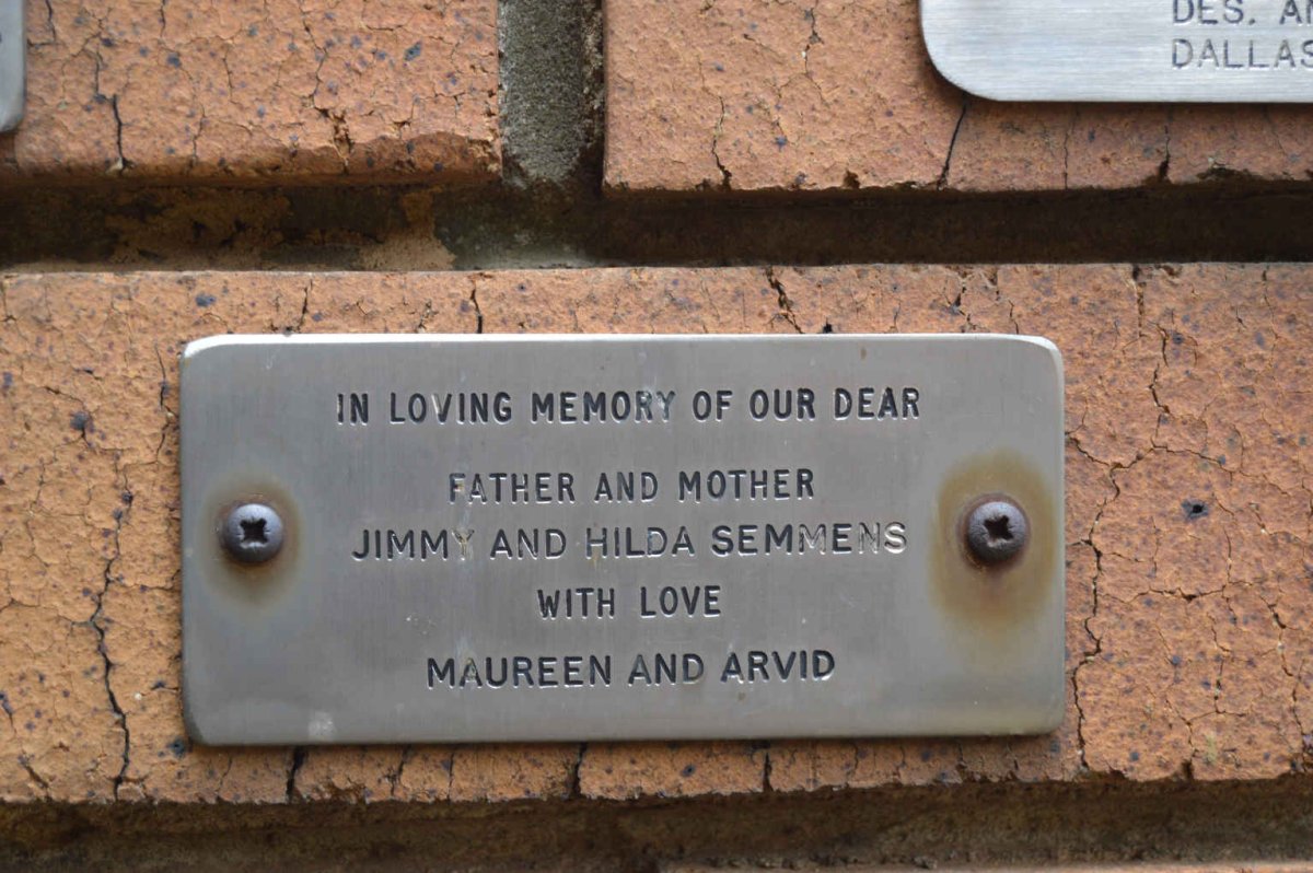 SEMMENS Jimmy &amp; Hilda