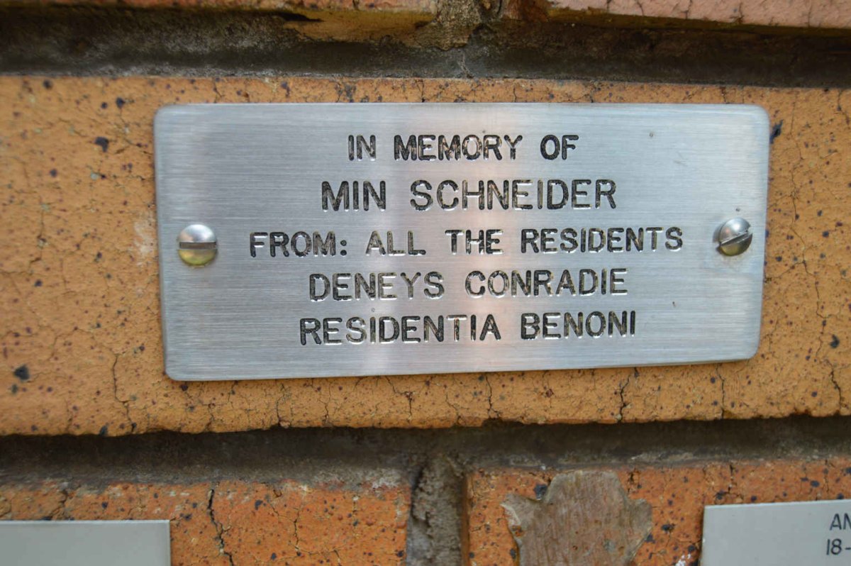 SCHNEIDER Min