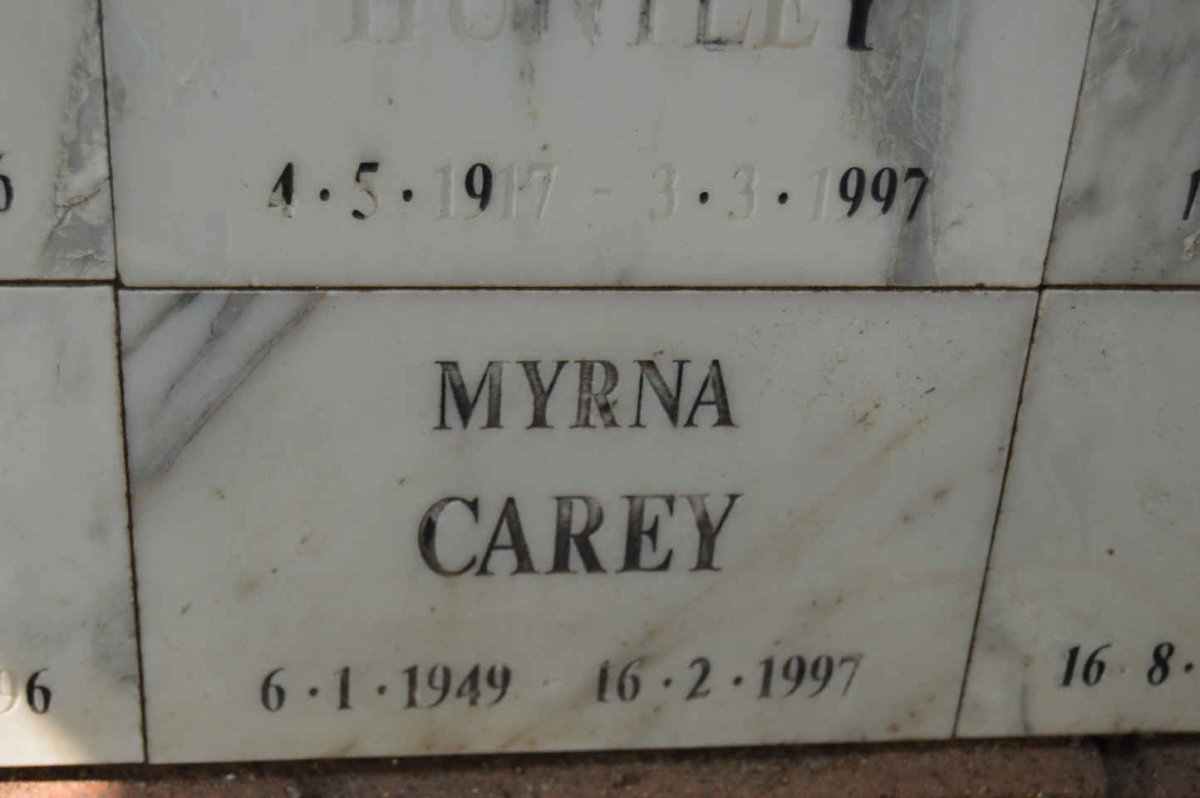 CAREY Myrna 1949-1997
